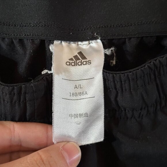 adidas short - Picture 7 of 7